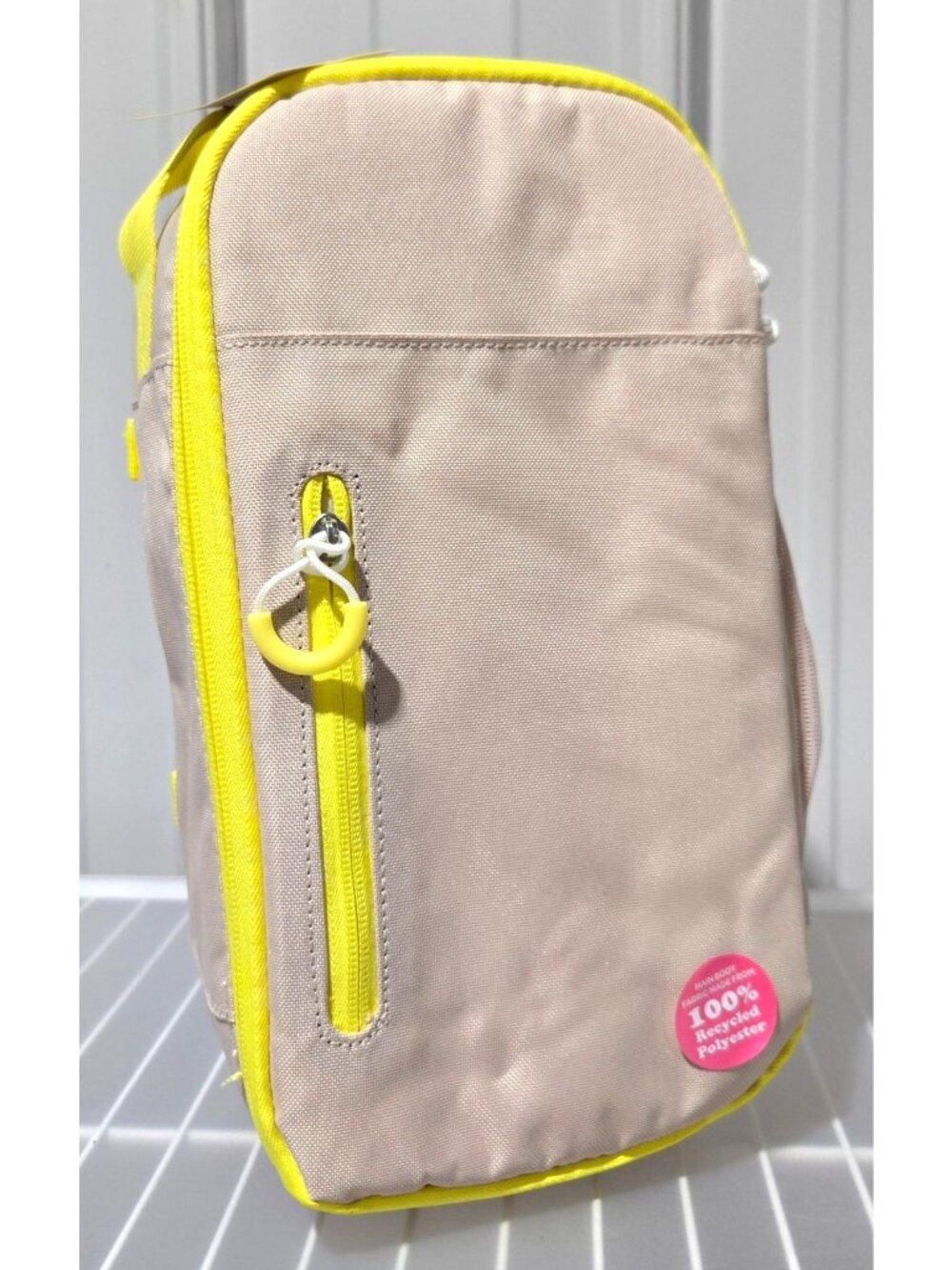 Sun Squad 6 Can 4.5 Qt Beige & Yellow Trim Soft Sided Cooler w/ Handle & Strap - Picture 5 of 8